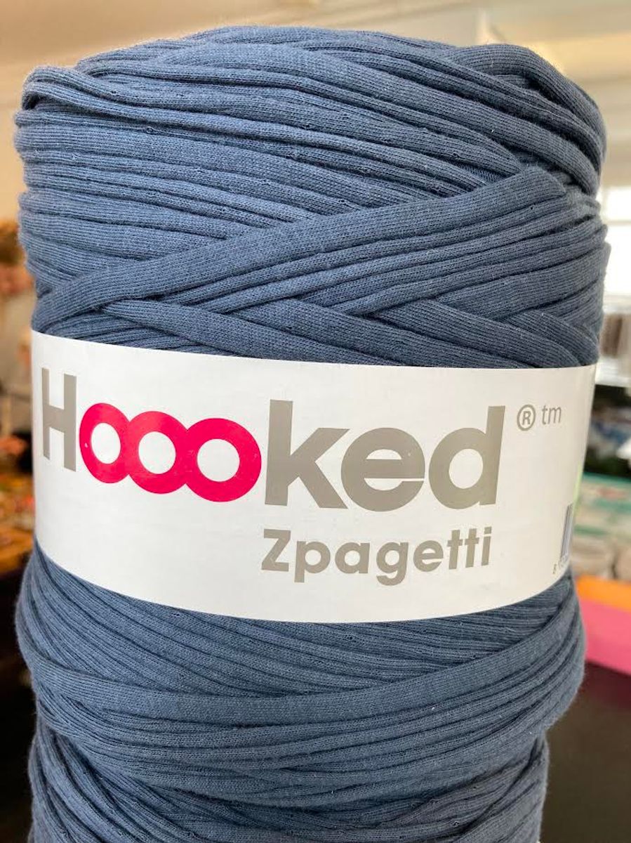 Hoooked Zpagetti, 700 - 800 g - Blue Overflod