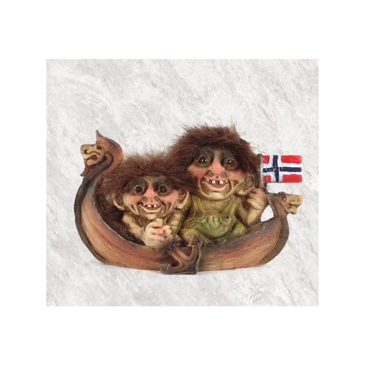 Vikingskip med to troll, høyde 9,5 cm